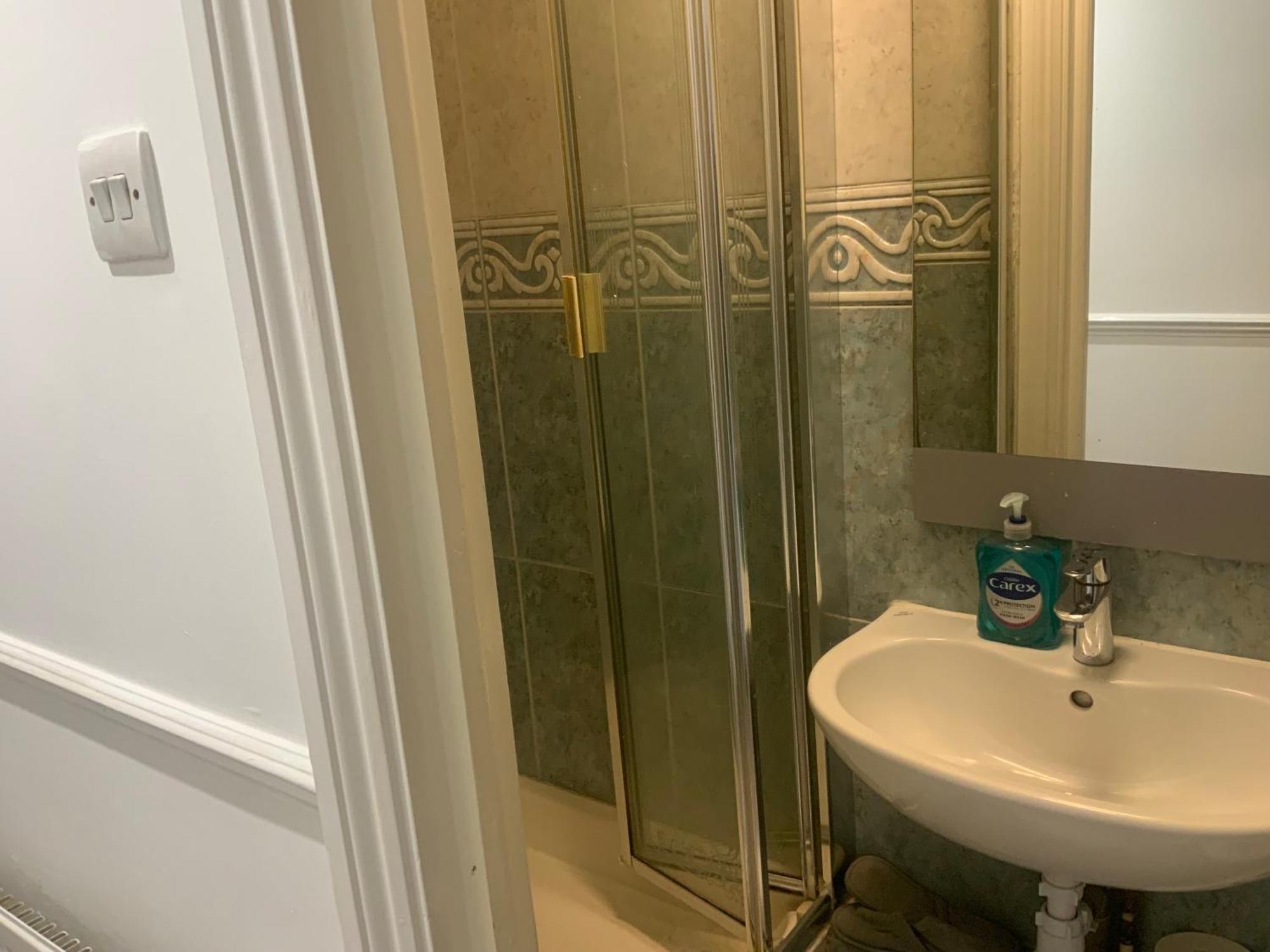 The London En-Suite イルフォード エクステリア 写真