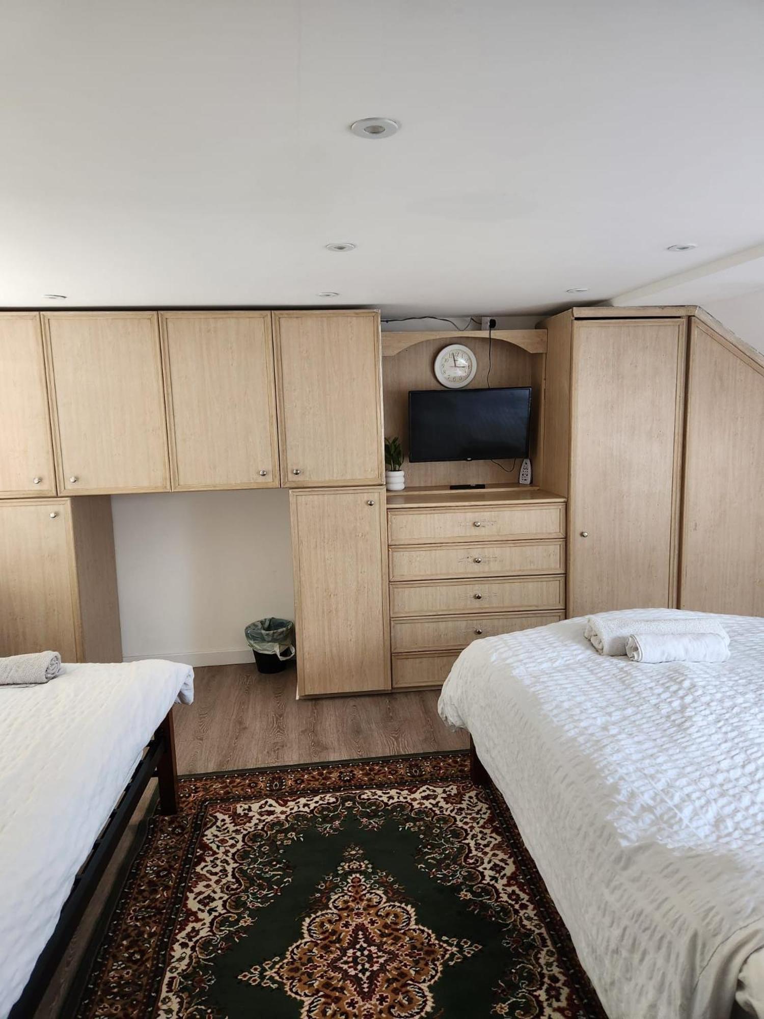 The London En-Suite イルフォード エクステリア 写真
