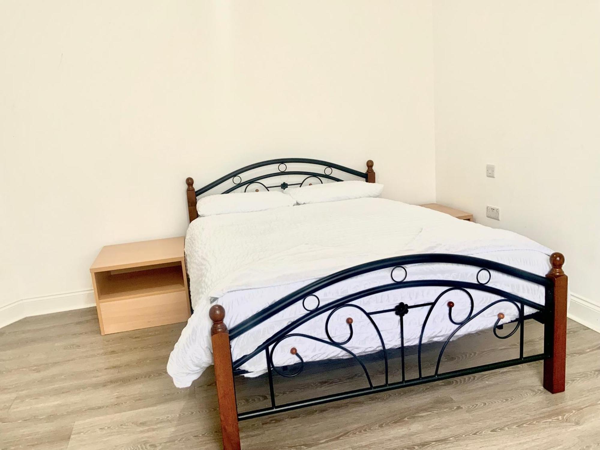 The London En-Suite イルフォード エクステリア 写真